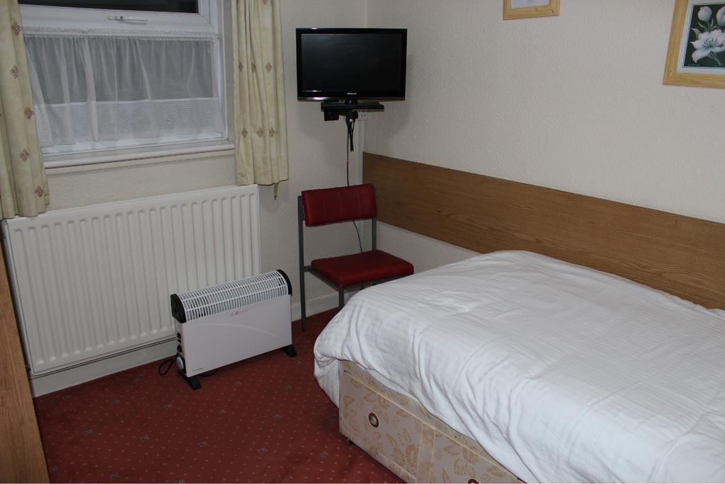 The Premier Lodge Morpeth Room photo